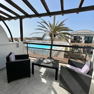 casa-amaya-208.in-canary-islands.com/